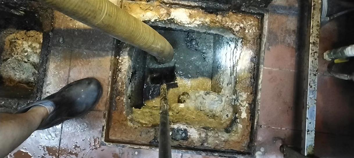泉州污水池清理一般都有毒气，怎么预防中毒呢？